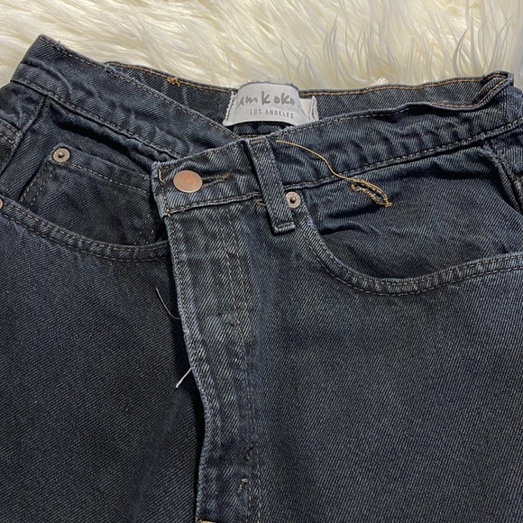 reworked Levi’s boyfriend jeans with overlapping front - Picture 6 of 10